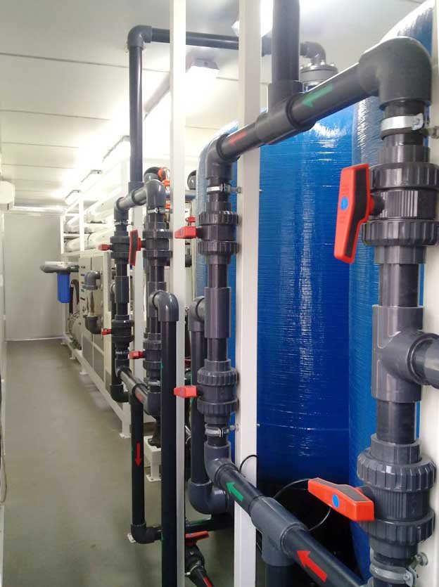 Watertec's reverse osmosis plant installation with blue pressure vessels